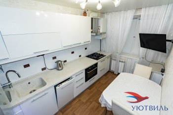 Трехкомнатная квартира на Стачек в Феодосии - feodosiya.yutvil.ru